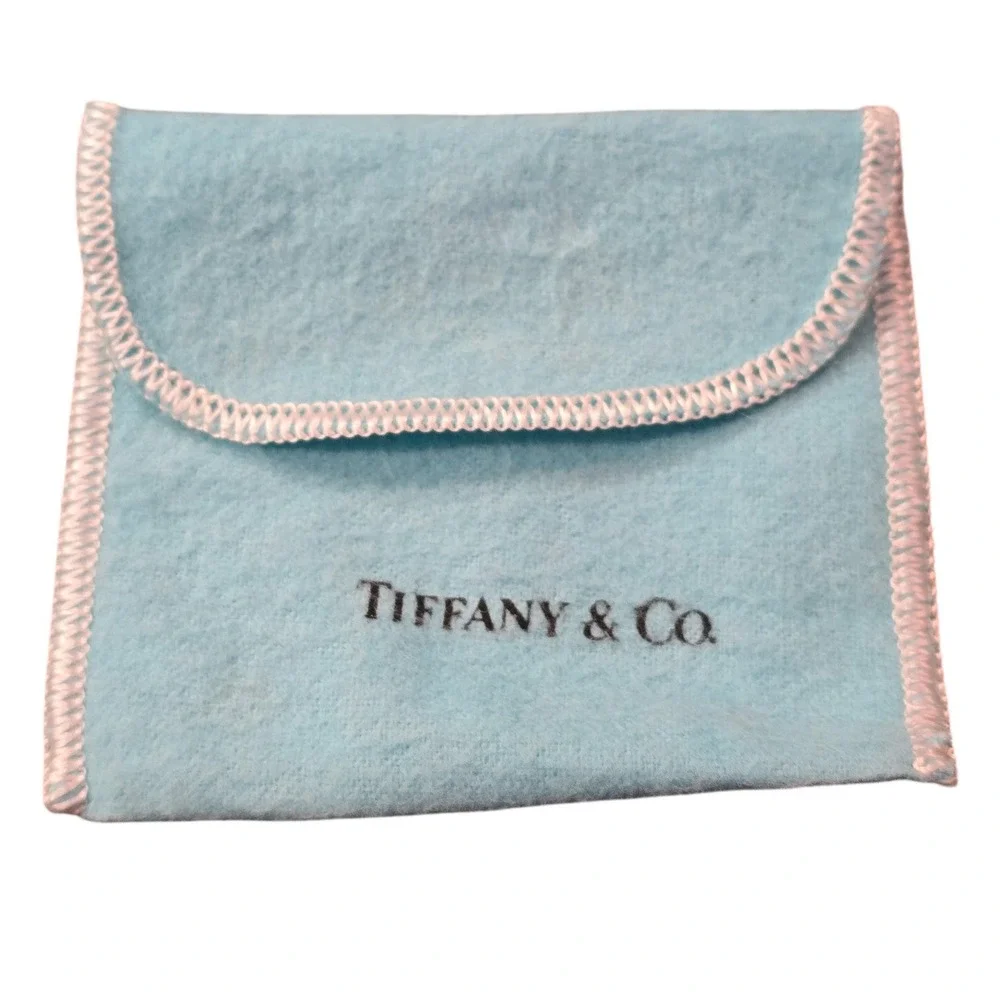 Tiffany & Co Blue Jewelry Box and Felt Pouch Packaging Set Classic Logo flaw